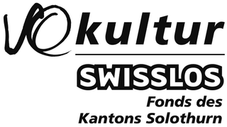 Schwarz-weisse Logo-Grafik mit Text.