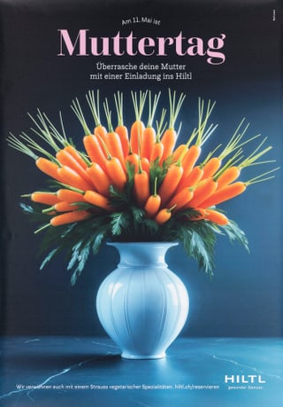 Werbung für Muttertag mit Karottenbouquet in Vase.
